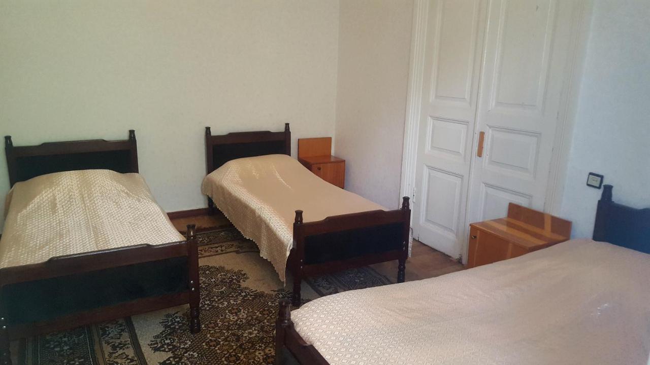 Firuza Hostel Borjomi Bagian luar foto