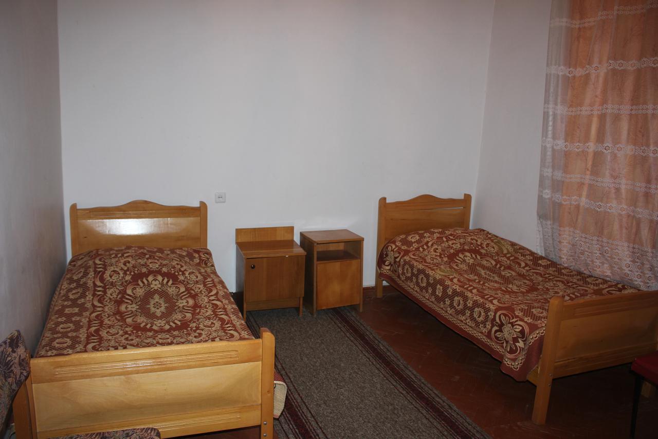 Firuza Hostel Borjomi Bagian luar foto