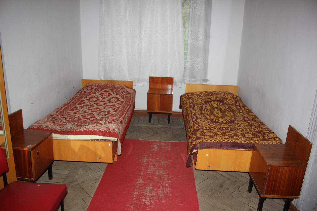 Firuza Hostel Borjomi Bagian luar foto